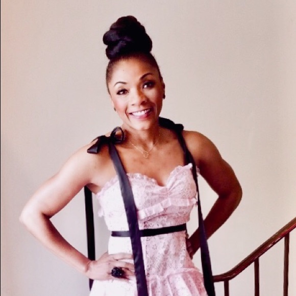 Meet your Posher, La shawn - Picture 1 of 1